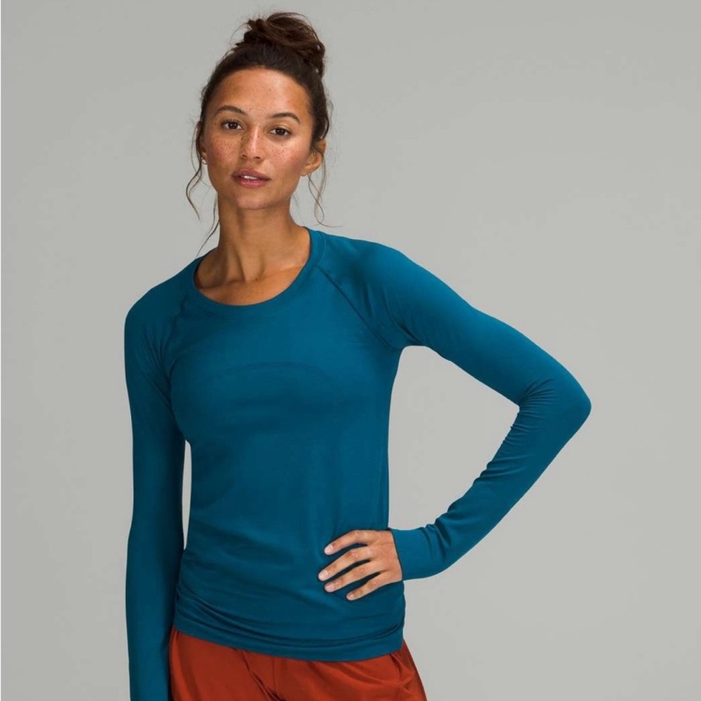 Lululemon Swiftly Tech Long Sleeve size 4